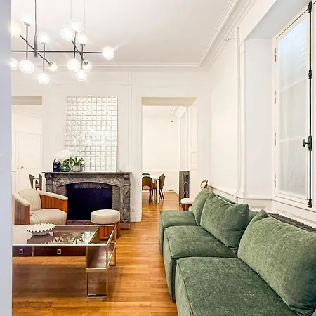 Maison Avec Parking, Proche Centre - 15 Pers. - Fr-1-410-494