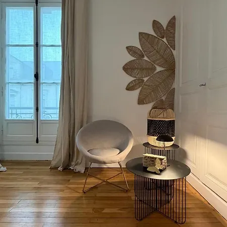 Maison Avec Parking, Proche Centre - 15 Pers. - Fr-1-410-494 * Le Mans