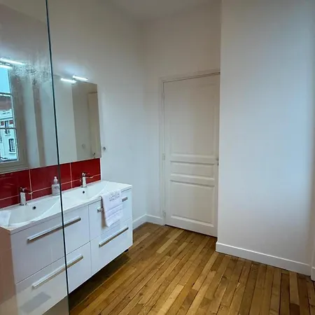 Maison Avec Parking, Proche Centre - 15 Pers. - Fr-1-410-494 *